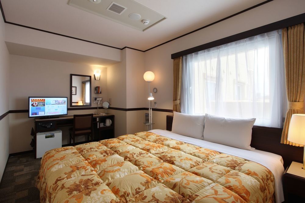 Toyoko Inn Kashiwa Eki Nishi Guchi Dış mekan fotoğraf